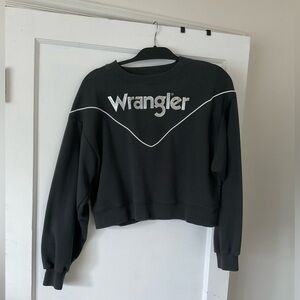 Wrangler Women's Black and Silver Sweatshirt